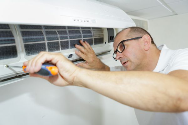Air Duct Leak Repair